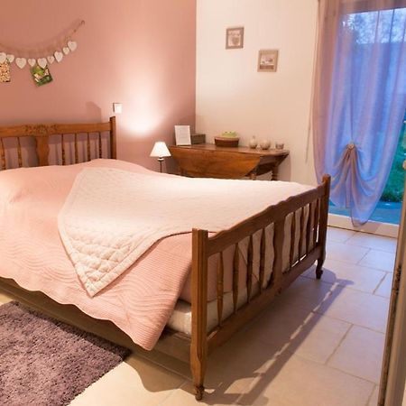 Chambres D'Hotes Ferme Du Feugres Saint-Germain-la-Campagne Eksteriør bilde